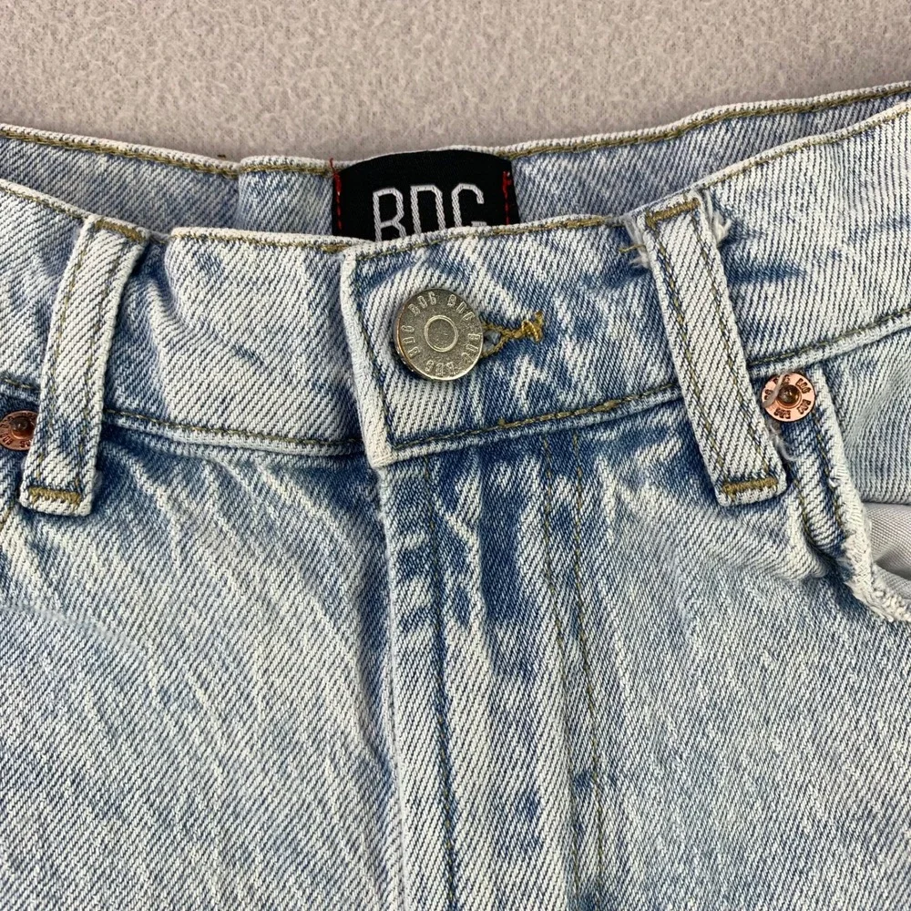 BDG Urban Outfitters Jean Shorts Women 24 Light Wash High Rise Denim Cutoff